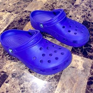 Purple crocs